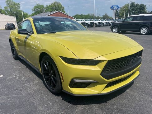 New 2025 Ford Mustang Coupe image 7