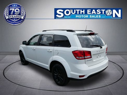 Used 2019 Dodge Journey SE w/ Connectivity Group FWD image 5