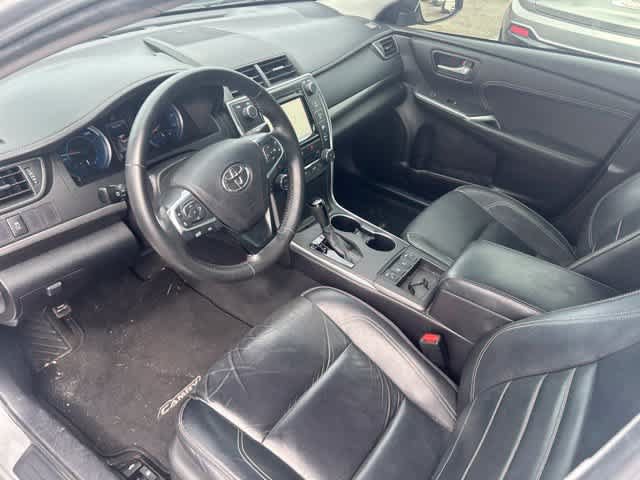 Used 2015 Toyota Camry XLE w/ Moonroof Package FWD image 16