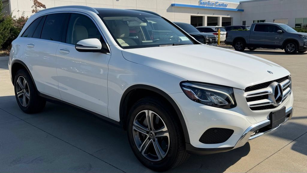 Used 2019 Mercedes-Benz GLC 300 4MATIC image 7