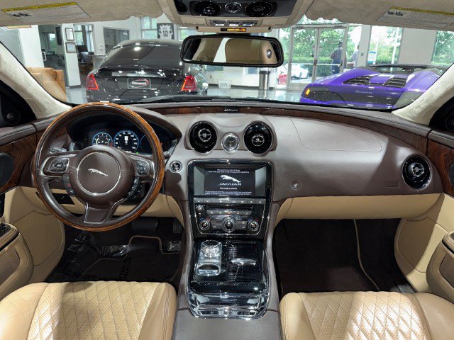 Used 2017 Jaguar XJ L Portfolio AWD/4WD image 3