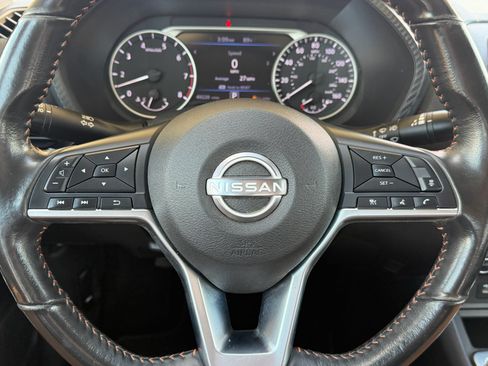 Used 2024 Nissan Sentra SR FWD image 16