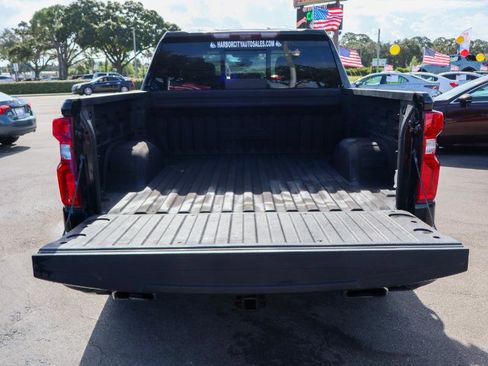 Used 2020 Chevrolet Silverado 1500 High Country w/ Technology Package image 4