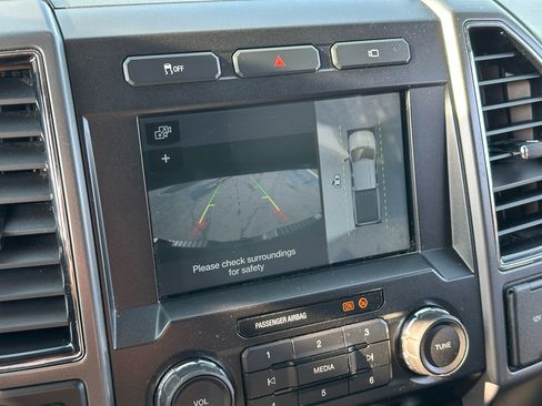 Used 2018 Ford F250 XLT w/ XLT Value Package image 32