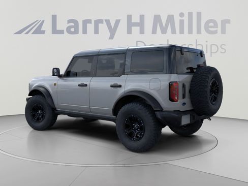 New 2026 Ford Bronco Badlands AWD/4WD image 4