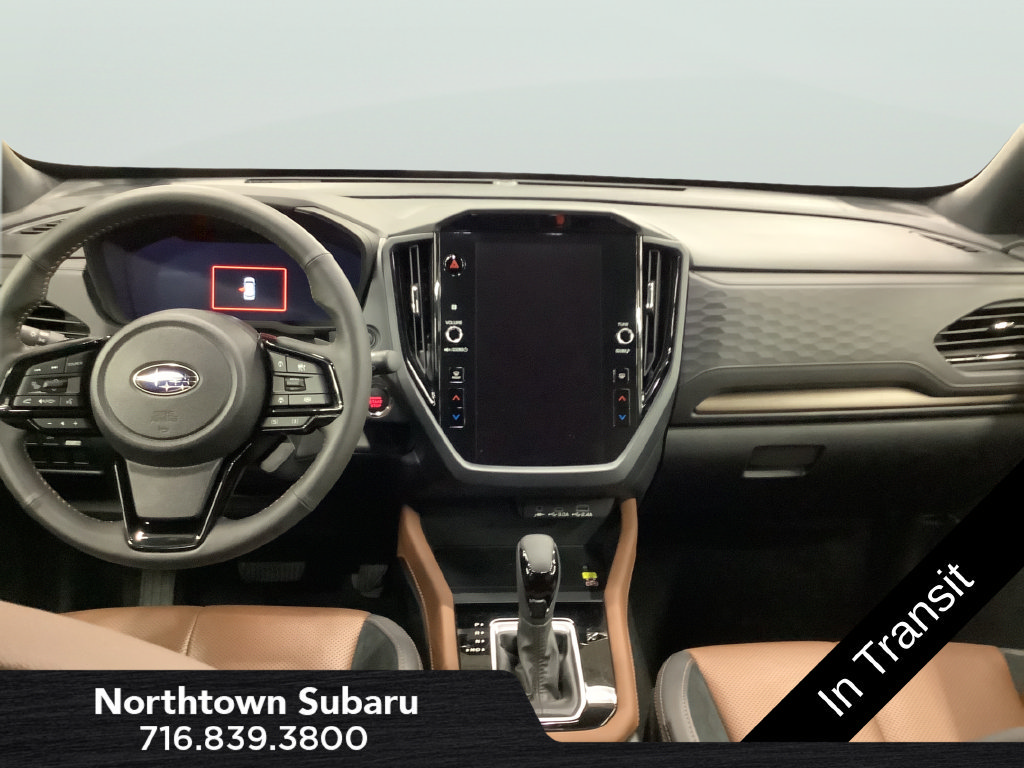 Used 2025 Subaru Forester Touring AWD/4WD image 11