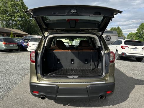 Used 2022 Subaru Ascent Touring AWD/4WD image 14