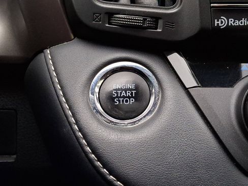 Used 2018 Toyota RAV4 XLE w/ Plus Extra Value Package image 23