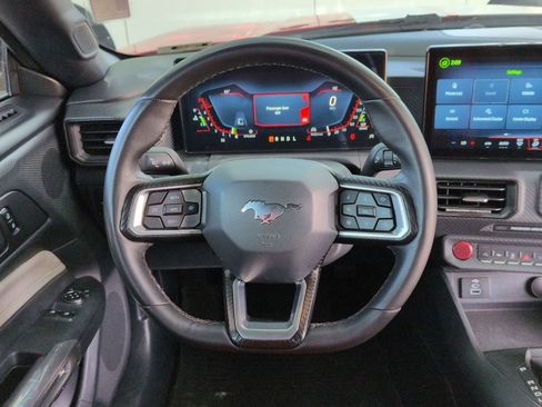 Used 2024 Ford Mustang Coupe RWD image 10
