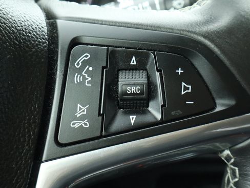 Used 2018 Buick Encore Sport Touring image 25