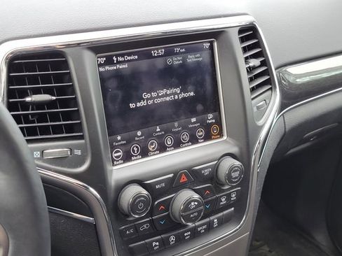 Used 2018 Jeep Grand Cherokee Trailhawk AWD/4WD image 18