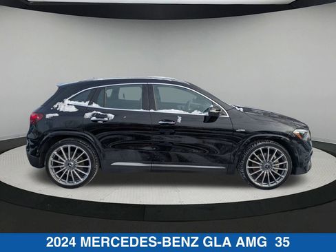 Used 2024 Mercedes-Benz GLA 35 AMG GLA 35 AMG image 2