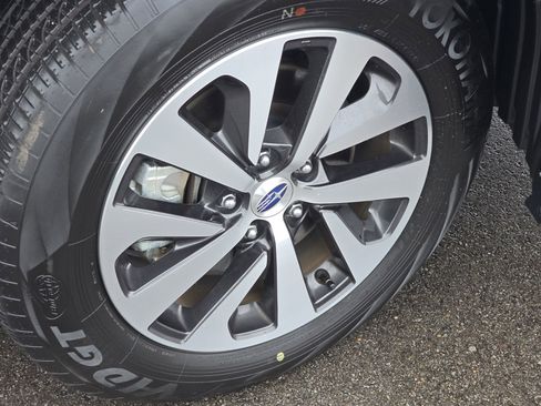 Certified 2025 Subaru Outback Premium w/ Popular Package #1A image 13