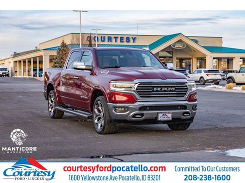 Used 2022 RAM 1500 Limited w/ Cold Weather Group image 1
