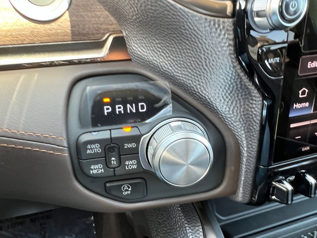 New 2026 RAM 1500 Limited AWD/4WD image 30