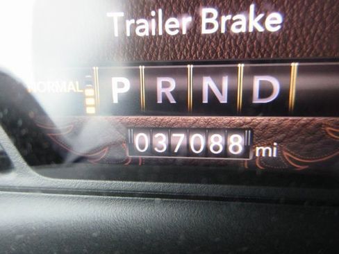 Used 2021 RAM 1500 Limited image 12