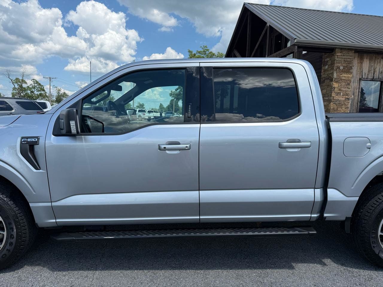 Used 2022 Ford F150 XLT w/ Equipment Group 302A High AWD/4WD image 35