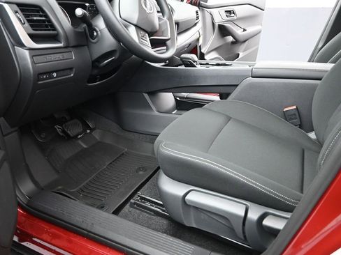 Certified 2026 Nissan Rogue S image 12