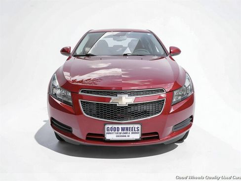 Used 2013 Chevrolet Cruze LT w/ All-Star Edition FWD image 2