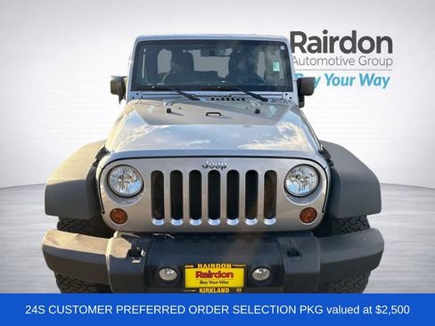 Used 2013 Jeep Wrangler Unlimited Sport AWD/4WD image 2