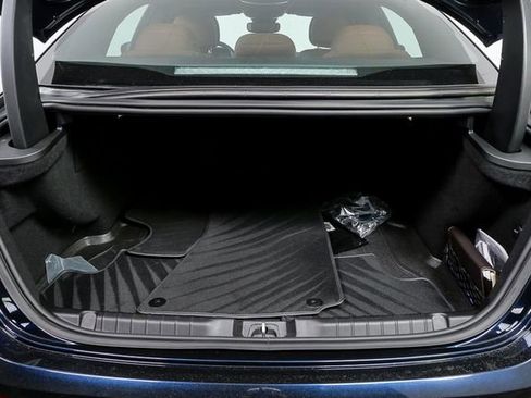 Used 2023 Maserati Ghibli Modena image 32