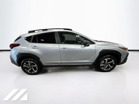 Used 2026 Subaru Crosstrek 2.5i Premium AWD/4WD image 4