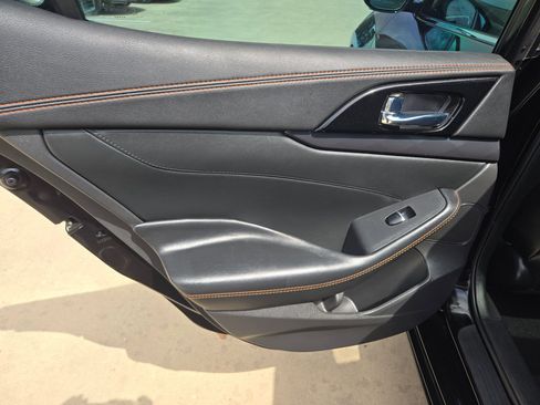 Used 2021 Nissan Maxima SR w/ Sport Mat Group FWD image 15