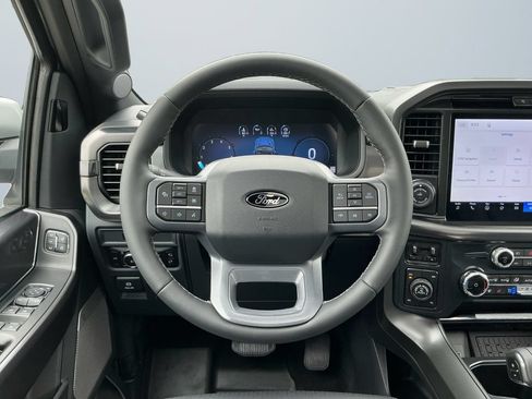 Used 2026 Ford F150 Lariat w/ Equipment Group 501A Mid AWD/4WD image 13