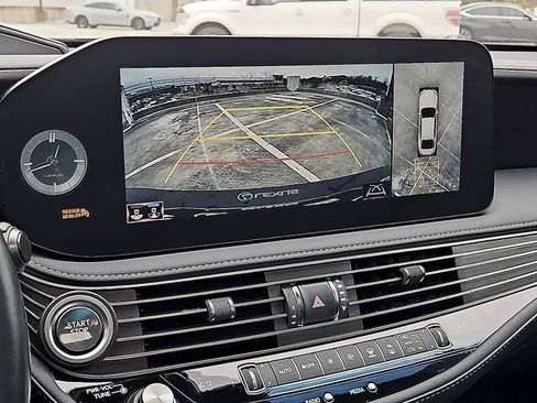 Used 2022 Lexus LS 500 image 21