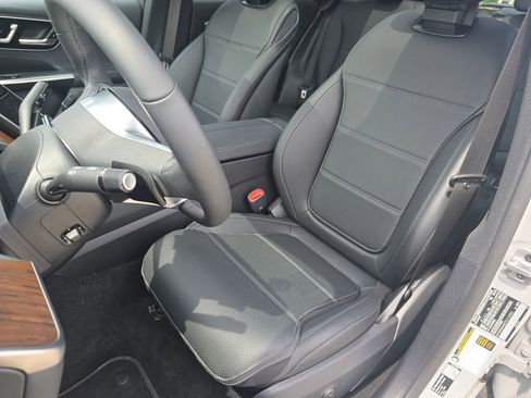 Certified 2026 Mercedes-Benz GLC 300 4MATIC image 25