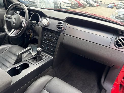 Used 2006 Ford Mustang GT image 18