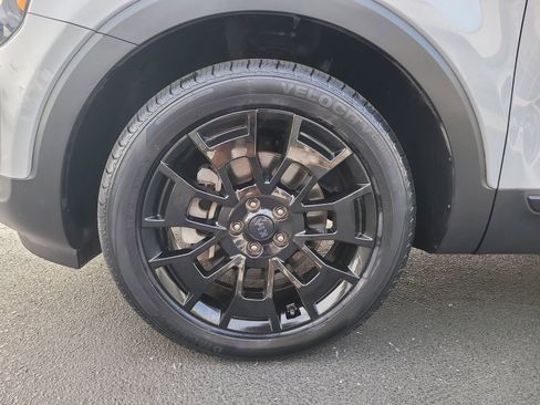 Used 2021 Kia Telluride EX w/ EX Premium Package image 11