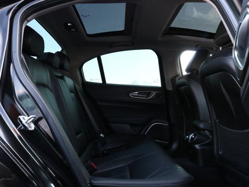 Used 2021 Alfa Romeo Giulia Ti w/ Nero Edizione image 44