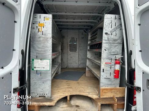 Used 2014 Mercedes-Benz Sprinter 2500 image 12