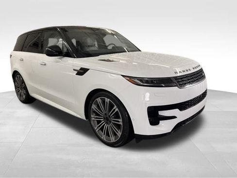 New 2026 Land Rover Range Rover Sport SE image 3