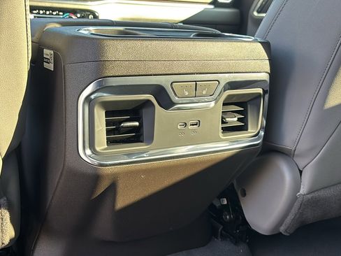 New 2026 GMC Sierra 2500 SLT w/ SLT Premium Package image 28