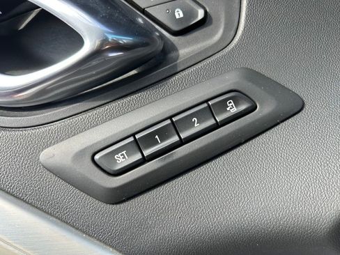 Used 2018 Chevrolet Camaro ZL1 image 50