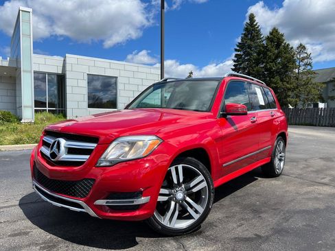 Used 2013 Mercedes-Benz GLK 350 4MATIC image 1