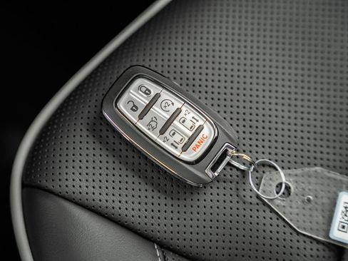 New 2026 Chrysler Pacifica Limited image 41