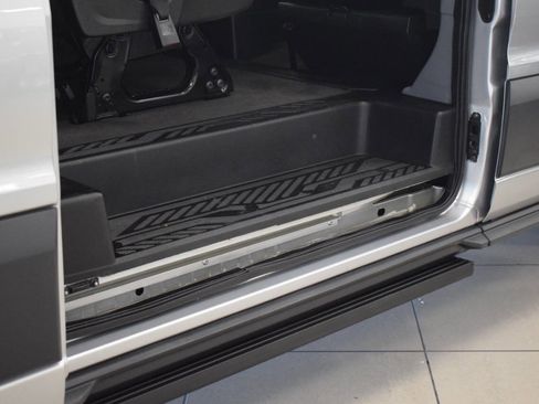 Used 2017 Ford Transit 350 XLT image 46