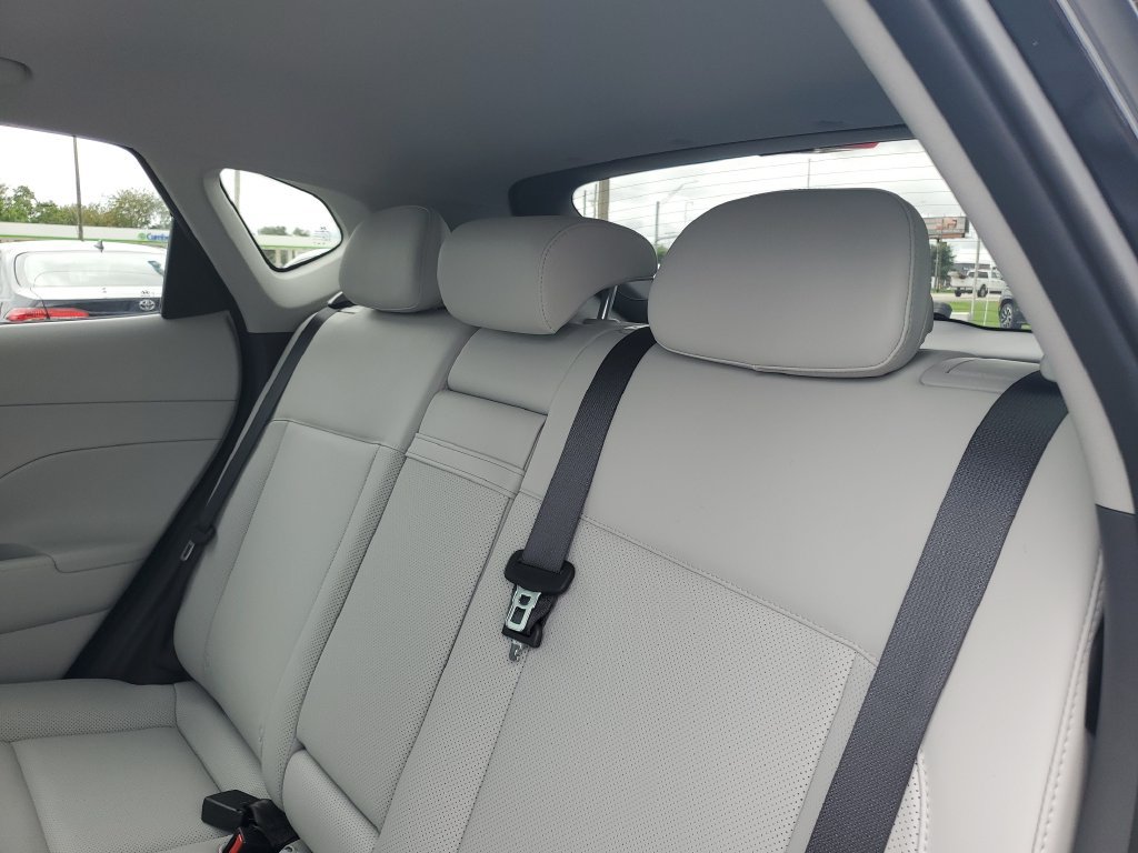 Used 2024 Hyundai Kona Limited FWD image 24