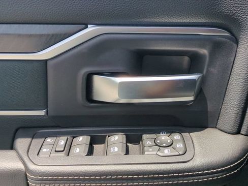 New 2026 RAM 2500 Big Horn AWD/4WD image 13