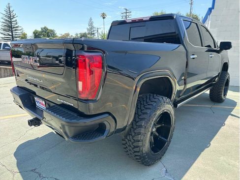 Used 2019 GMC Sierra 1500 Denali w/ Denali Ultimate Package AWD/4WD image 8