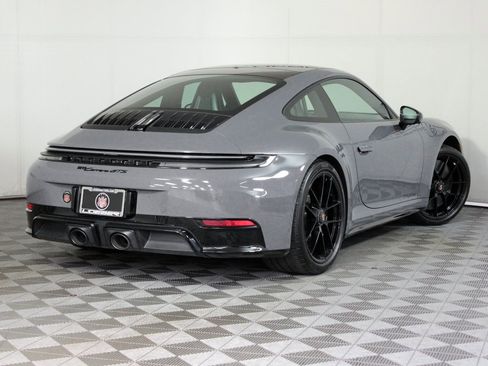 Used 2025 Porsche 911 Carrera GTS image 7