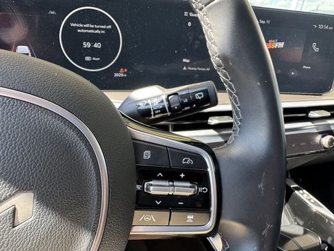 Used 2024 Kia Sorento SX image 31