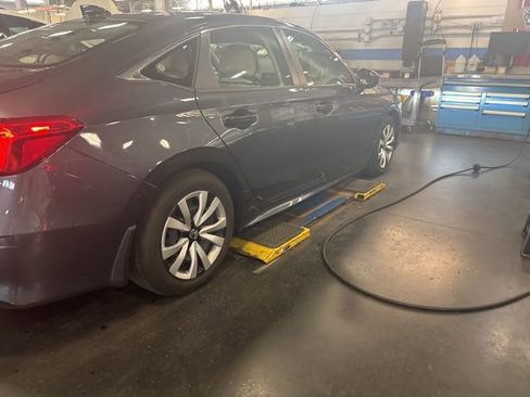 Used 2023 Honda Civic LX image 8