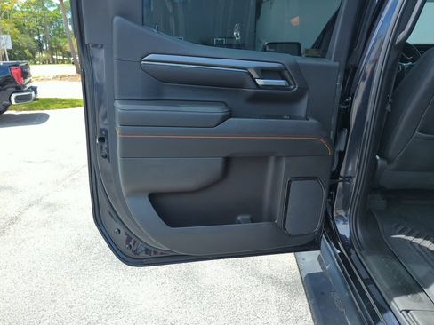 Used 2023 GMC Sierra 1500 AT4 w/ AT4 Premium Package AWD/4WD image 27