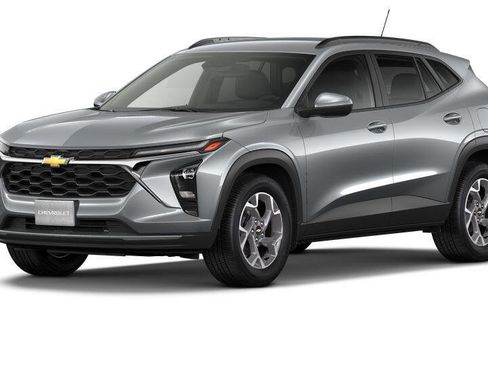 New 2026 Chevrolet Trax LT FWD image 2