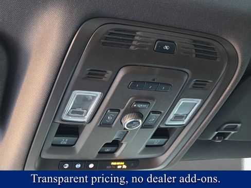 Used 2022 GMC Yukon XL Denali w/ Denali Ultimate Package image 28