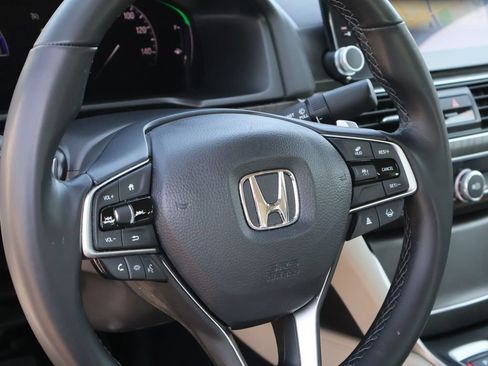 Certified 2022 Honda Accord Touring image 17